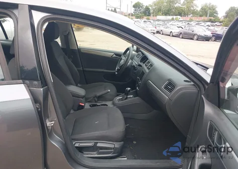 2016 Volkswagen Jetta 1.4T Se from USA, damaged, VIN 3VWD67AJ4GM250670